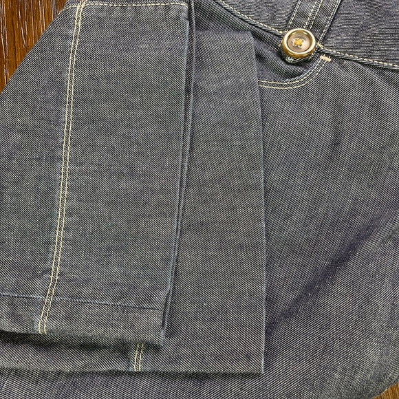 Banana Republic Classic Denim Capris - Picture 11 of 12